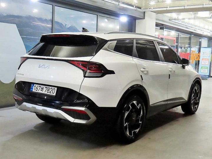 Kia Sportage The G1.6 T-GDI 2WD Noblesse 5