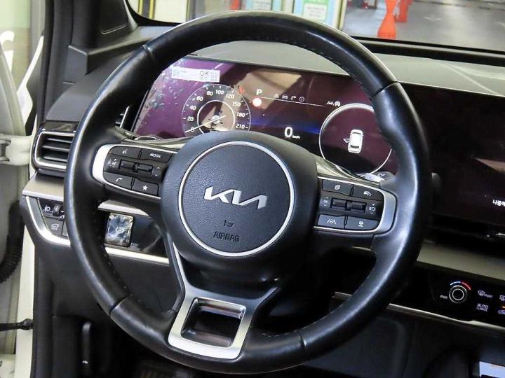 Kia Sportage The G1.6 T-GDI 2WD Noblesse 9