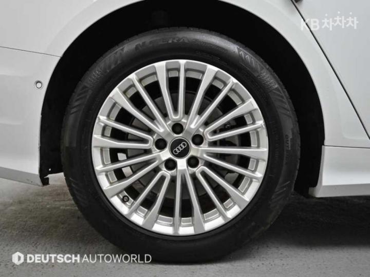 Audi A6 C8 45 TFSI Quattro Premium 6