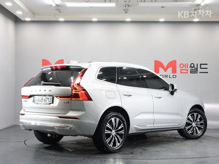 Volvo XC60 B5 Inscription 4