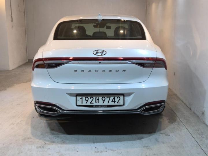 Hyundai Grandeur 2.5 Premium Choice 4