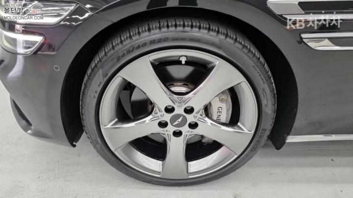 Genesis G80 RG3 2.5 T-GDi AWD 7