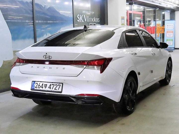 Hyundai Avante CN7 1.6 Gasoline Modern 5