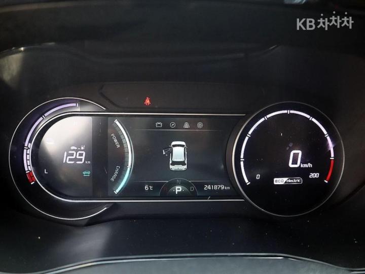 Kia Niro Plus EV Taxi The Essential Light 10