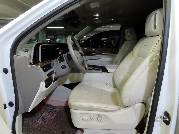 Cadillac Escalade 6.2 V8 Sport Platinum 7