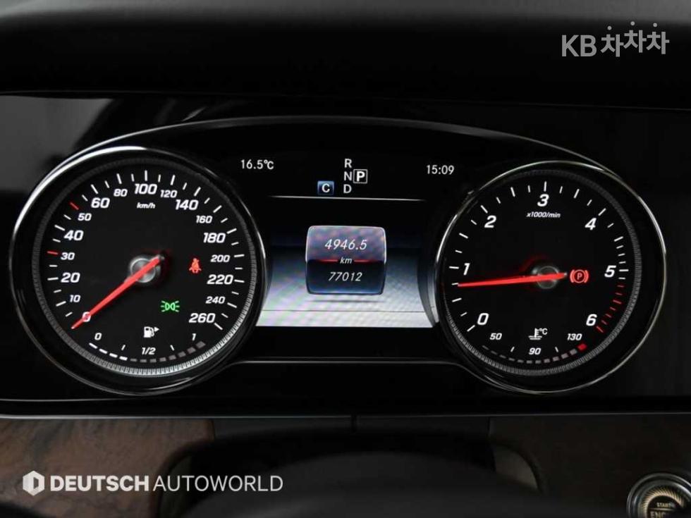 Mercedes-Benz E-klasse — miniaturë 8