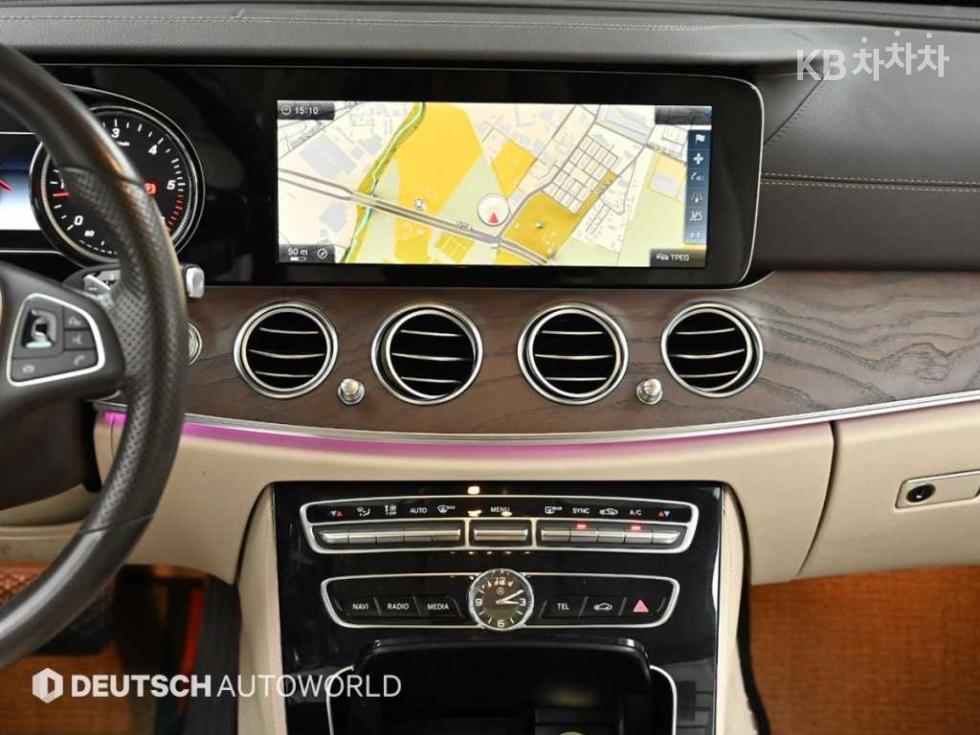 Mercedes-Benz E-klasse — miniaturë 14
