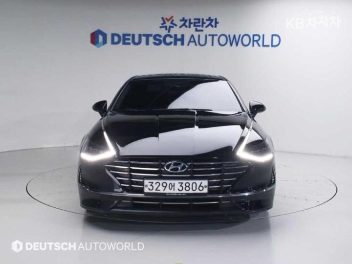 Hyundai Sonata DN8 2.0 Premium Family 4