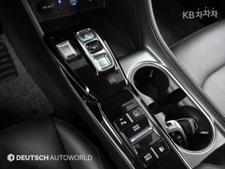 Hyundai Sonata DN8 2.0 Premium Family 10