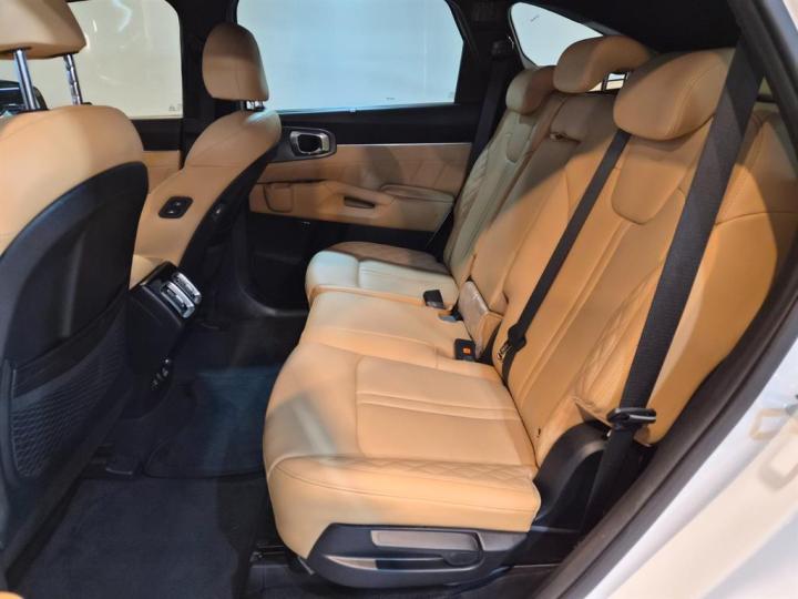 Kia Sorento Hybrid 1.6 HEV 4WD Gravity 7