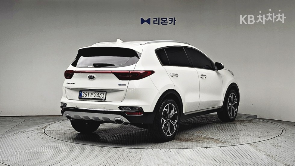 2020 - kia sportage