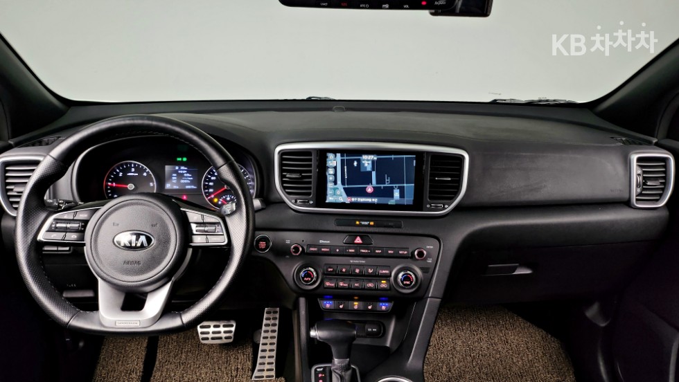 2020 - kia sportage