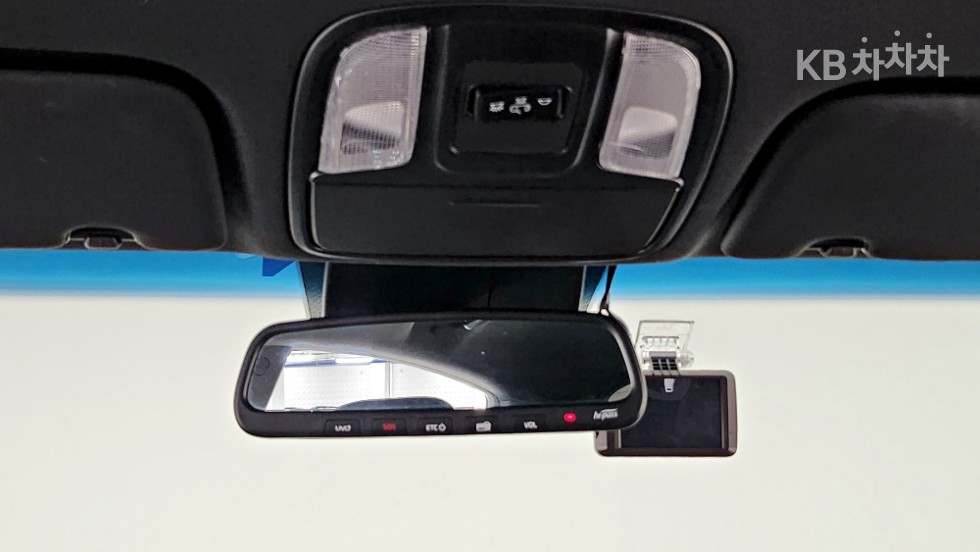 2020 - kia sportage