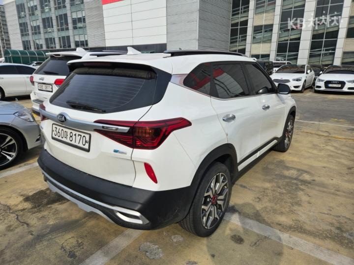 Kia Seltos 1.6 Diesel 2WD Noblesse 4