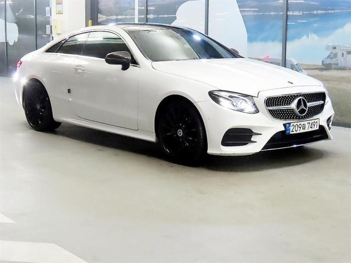 Mercedes-Benz E-Class W213 E220d COUPE 2