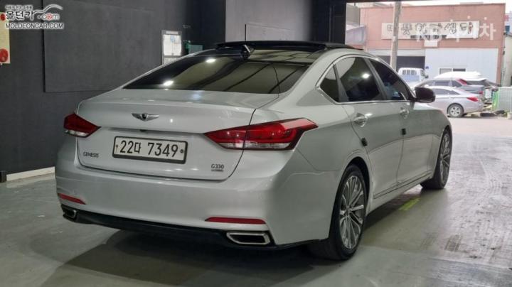 Hyundai Genesis DH G330 Premium AWD 3