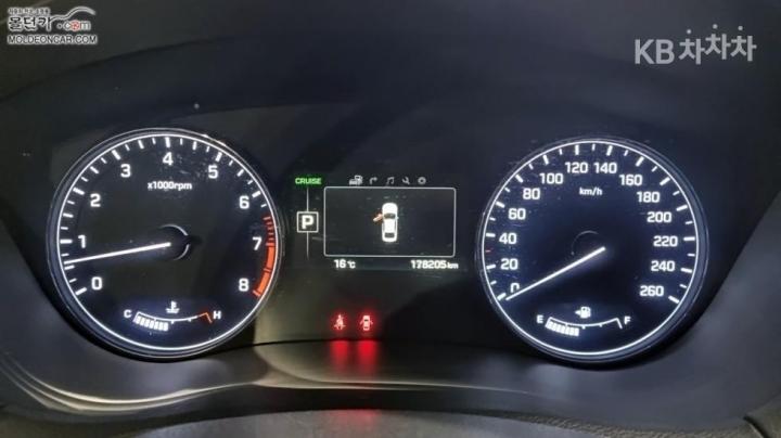 Hyundai Genesis DH G330 Premium AWD 6