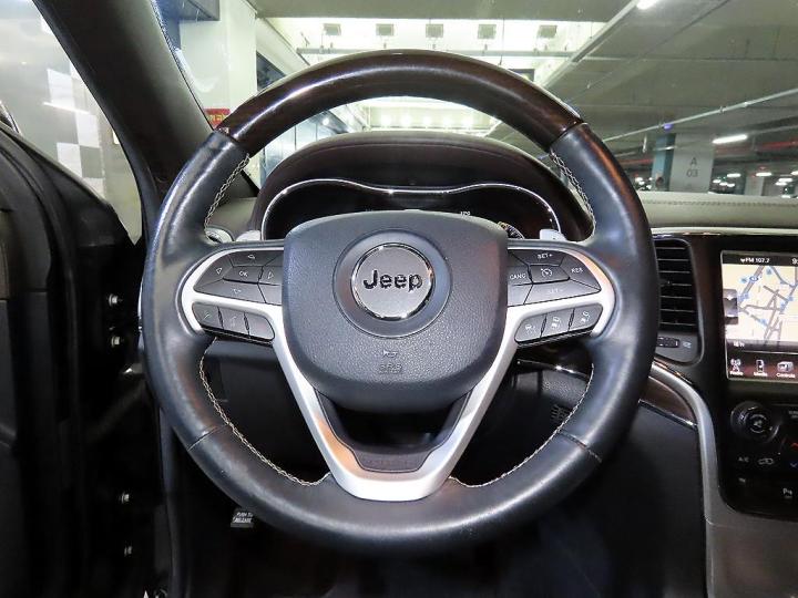 Jeep Cherokee Grand New 3.0 CRD Overland 9