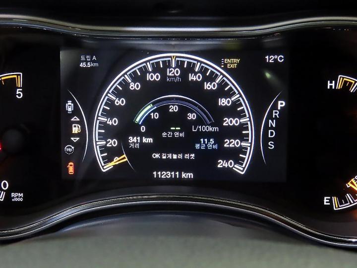 Jeep Cherokee Grand New 3.0 CRD Overland 10