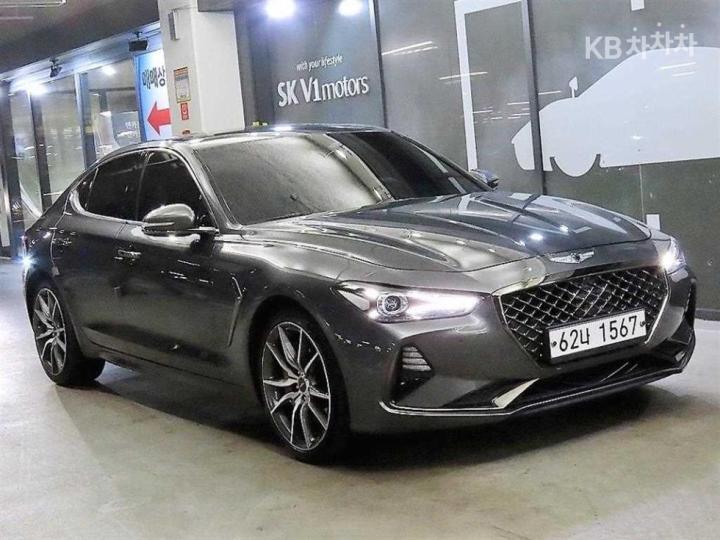 Genesis G70 2.0T Sport Package 3