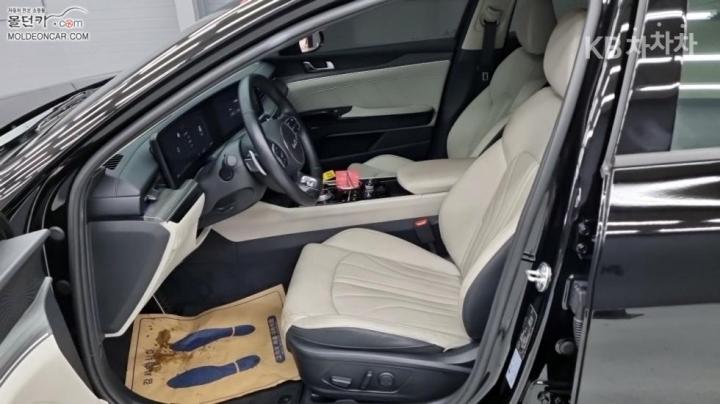 Kia K5 1.6 Gasoline Turbo Signature 10