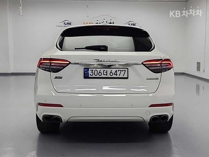 Maserati Levante 3.0 AWD Premium 4