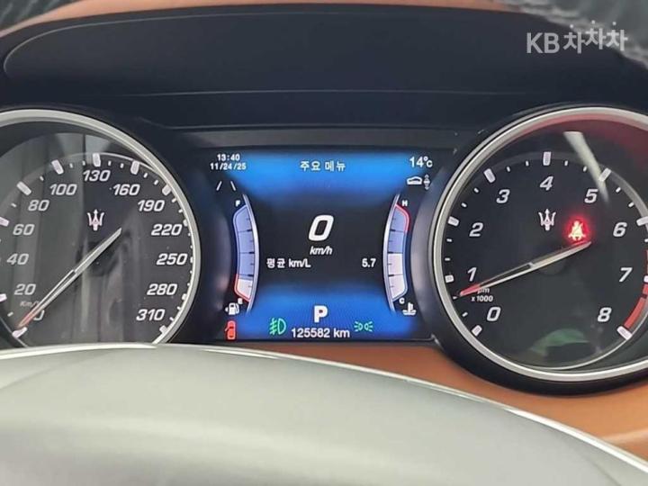 Maserati Levante 3.0 AWD Premium 7