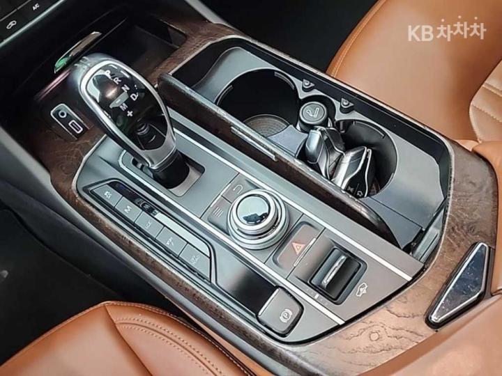 Maserati Levante 3.0 AWD Premium 9