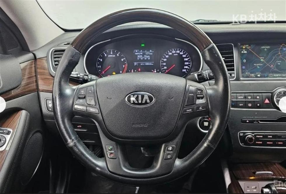 2015 - kia k7