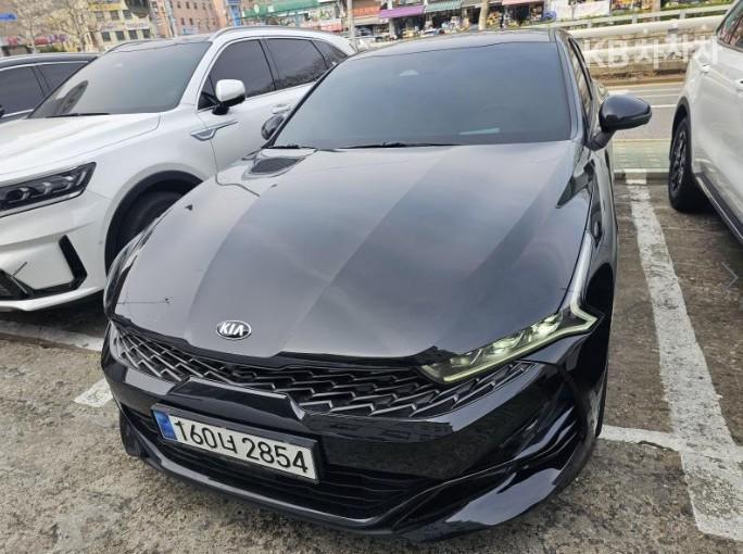 Kia K5 1.6 Gasoline Turbo Signature 2