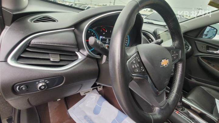 Chevrolet Malibu 1.5 Turbo LTZ 8