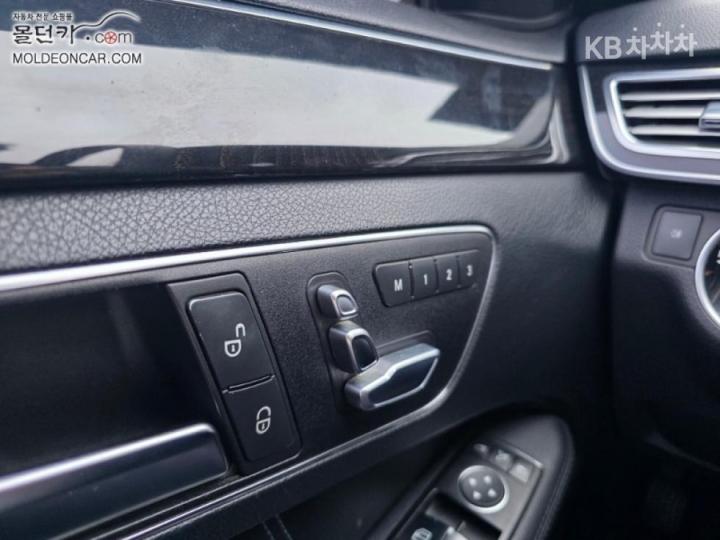 Mercedes-Benz E-Class New E300 Avantgarde W212 2009-2013 7