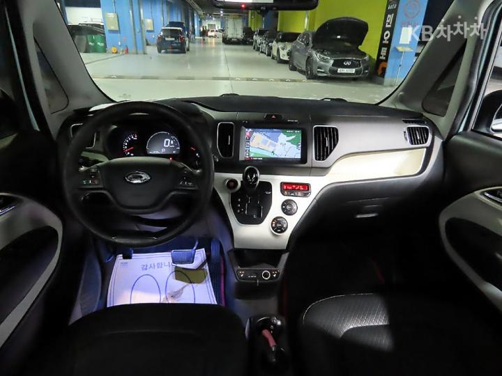 Kia Ray 1.0 Gasoline Prestige 6