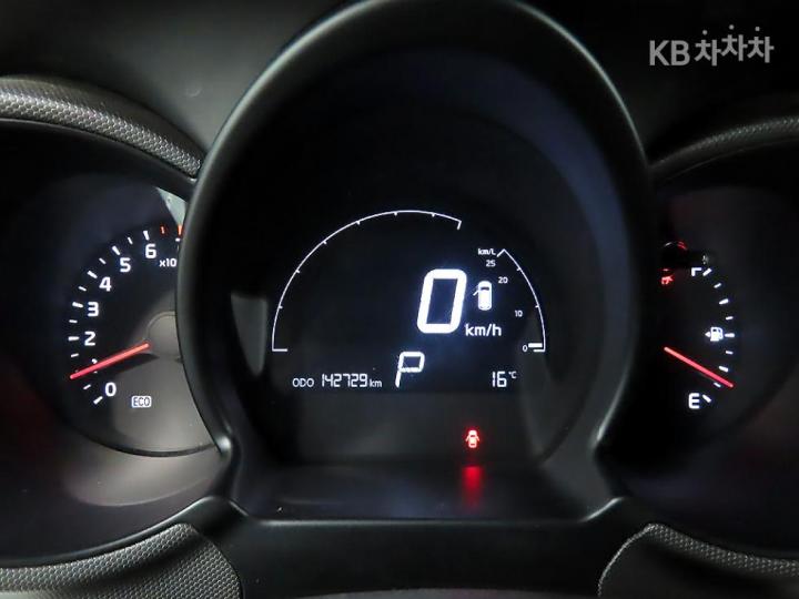 Kia Ray 1.0 Gasoline Prestige 8