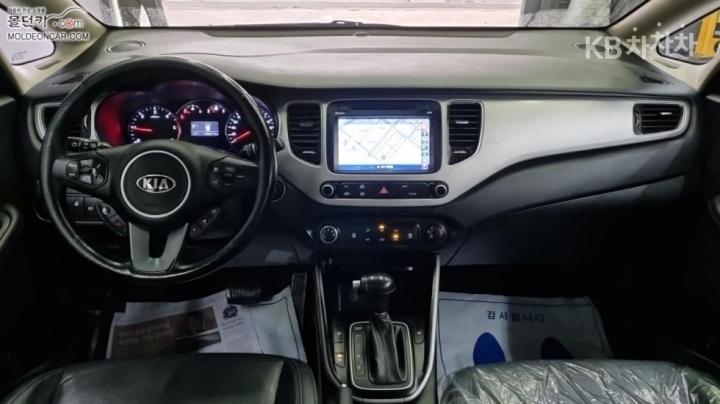 Kia Carens 1.7 Diesel Prestige 8