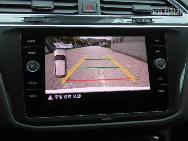 Volkswagen Tiguan 2.0 TDI Base Type 10