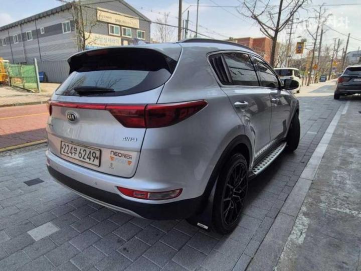 Kia Sportage Diesel 2.0 4WD Prestige 6