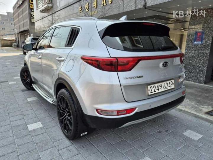 Kia Sportage Diesel 2.0 4WD Prestige 7