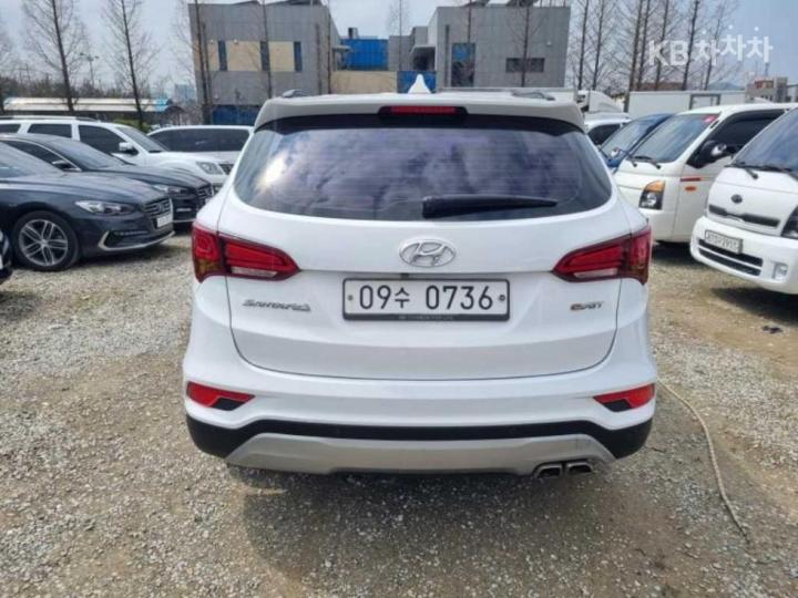 Hyundai Santa Fe The Prime Diesel R2.0 2WD Exclusive Base 5