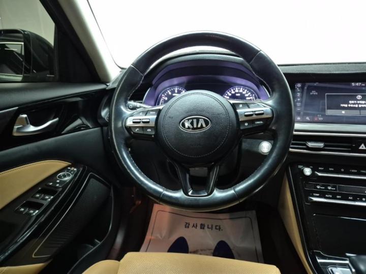 Kia K7 Premier 2.5 GDi Noblesse 7