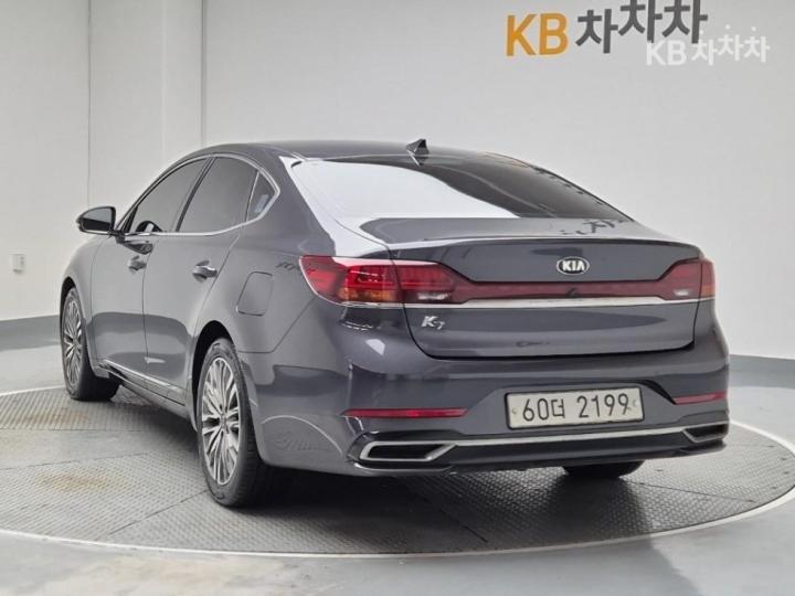 Kia K7 Premier 2.5 GDi Noblesse 3