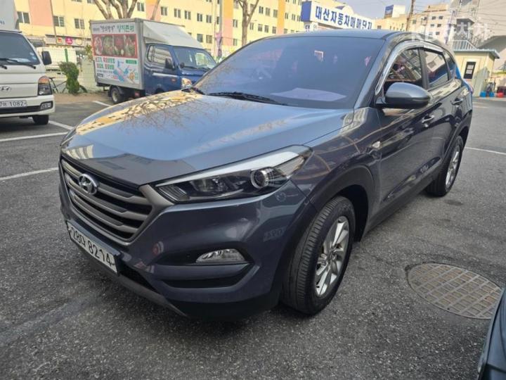 Hyundai Tucson Diesel e-VGT UⅡ 1.7 2WD Style