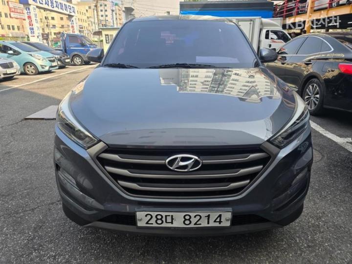 Hyundai Tucson Diesel e-VGT UⅡ 1.7 2WD Style 3
