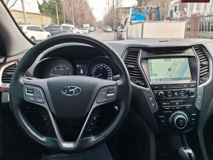 Hyundai Santa Fe The Prime Diesel R2.0 2WD Modern 5