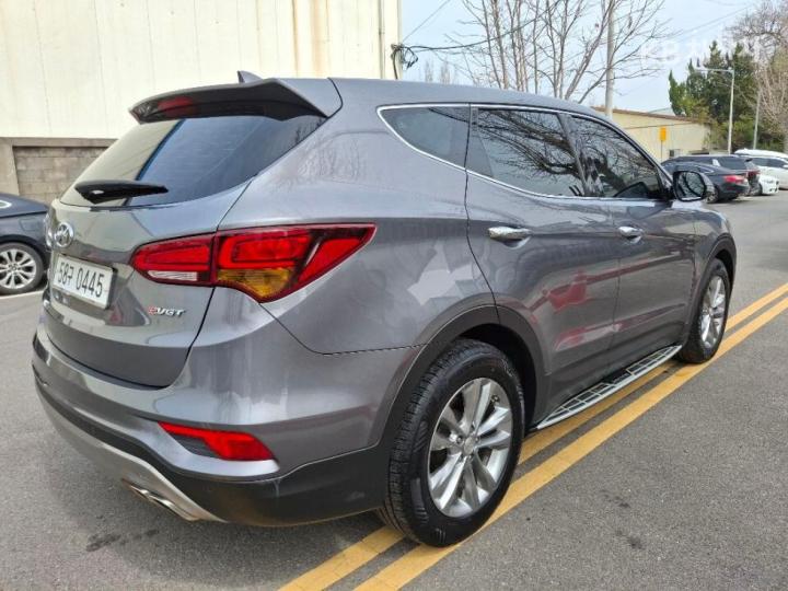 Hyundai Santa Fe The Prime Diesel R2.0 2WD Modern 9