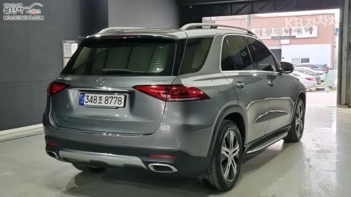 Mercedes-Benz GLE-Class V167 300d 4Matic 3