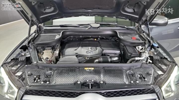 Mercedes-Benz GLE-Class V167 300d 4Matic 9