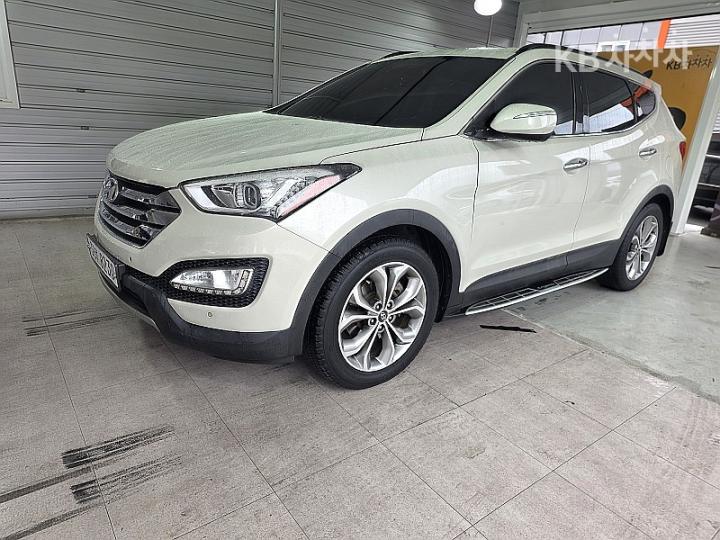 Hyundai Santa Fe DM R2.0 2WD PREMIUM Base Type