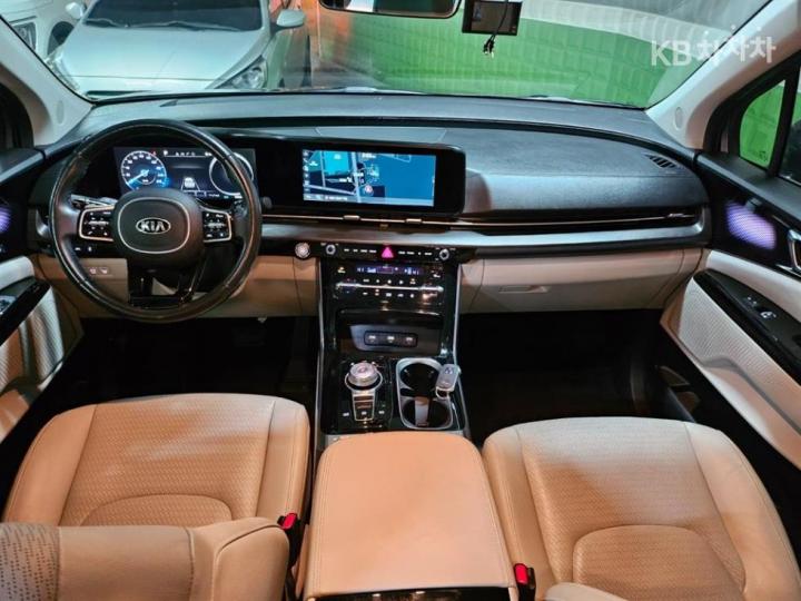 Kia Carnival D2.2 Signature 9