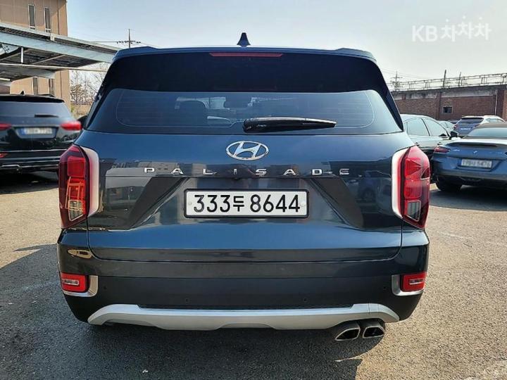 Hyundai Palisade 2.2 Diesel Exclusive 5
